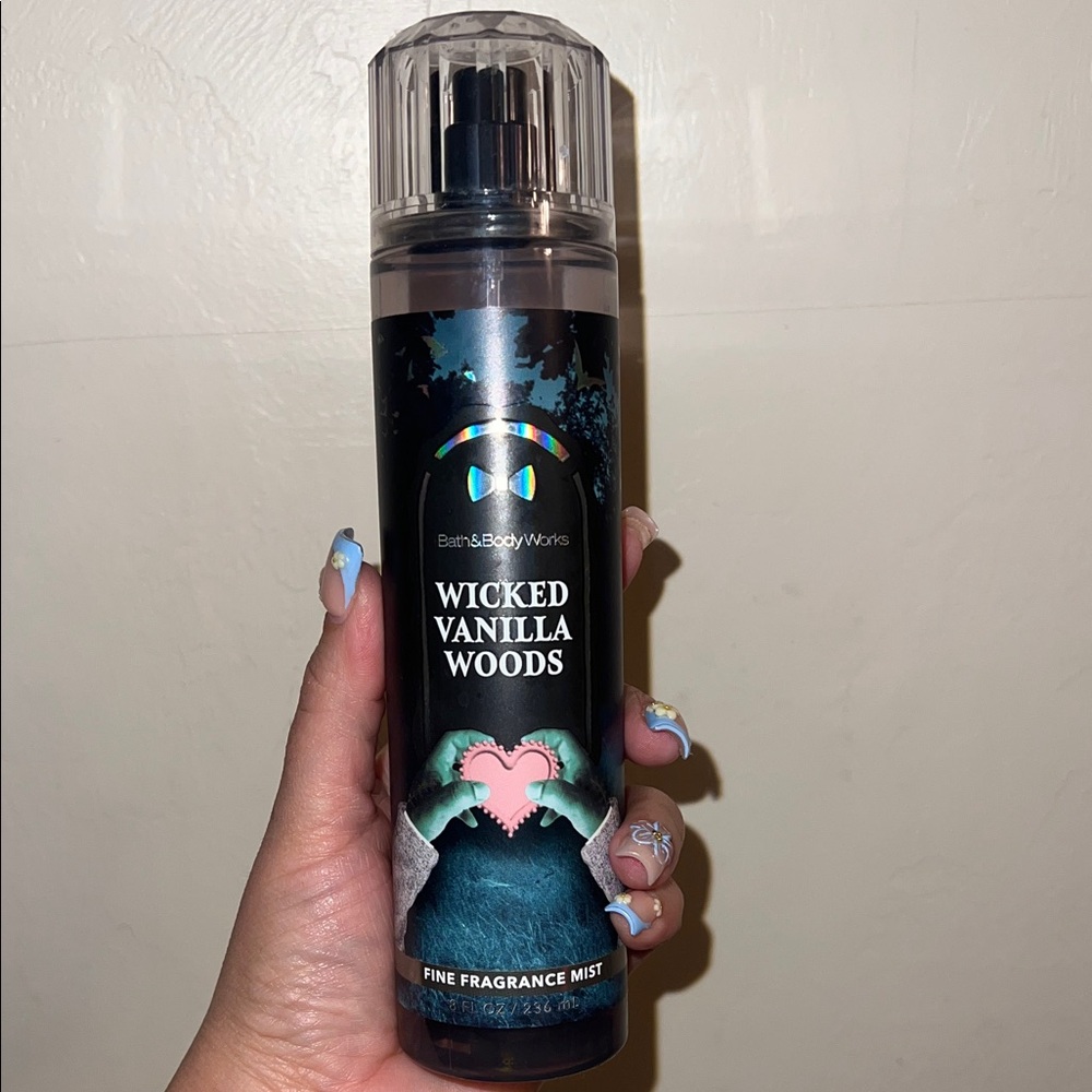 Bath‎ & Body Works Wicked Vanilla Woods Fine Fragrance Mist - Black, Teal, Pink